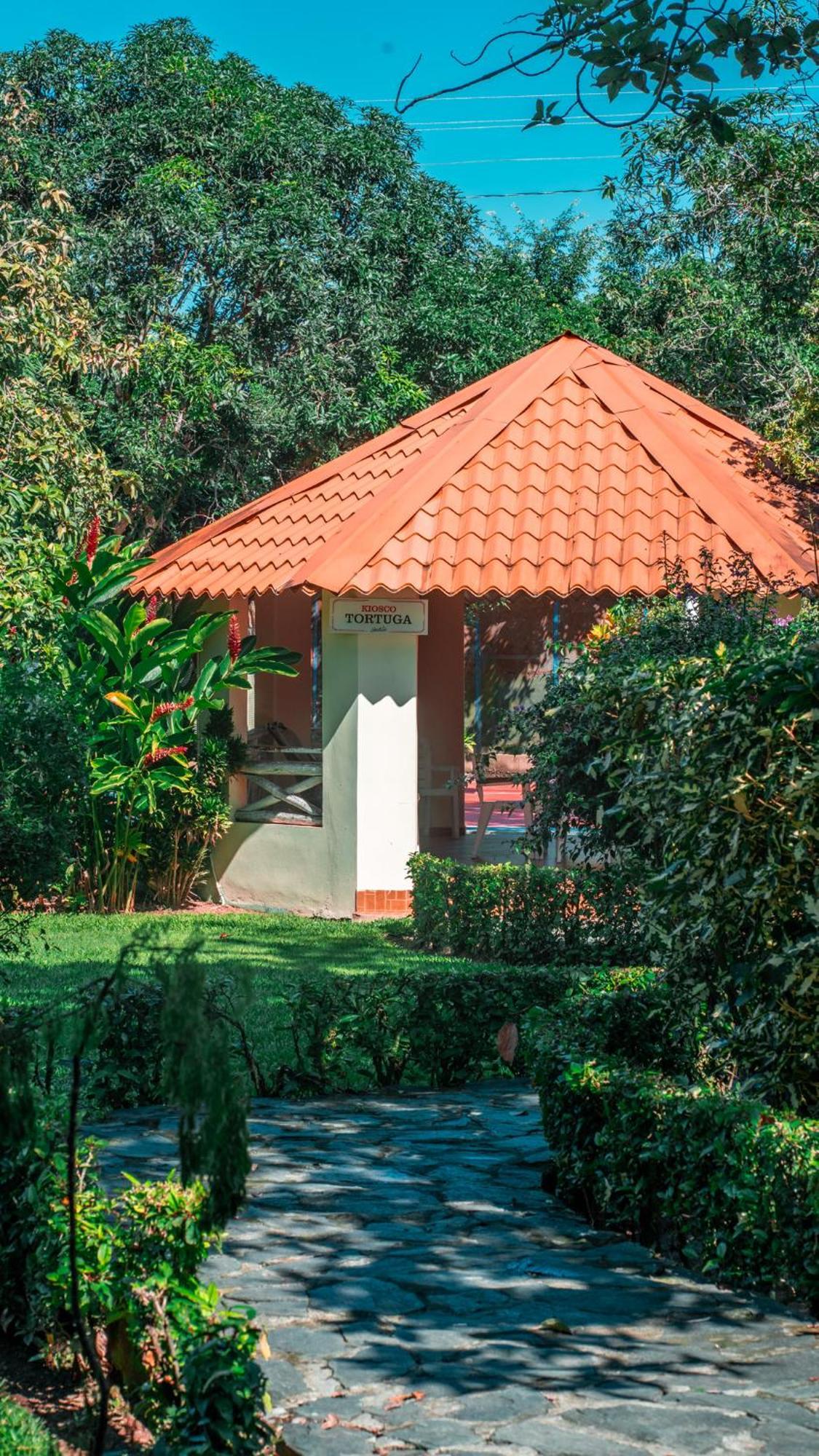 Guacamayos Hotel Бонао Экстерьер фото